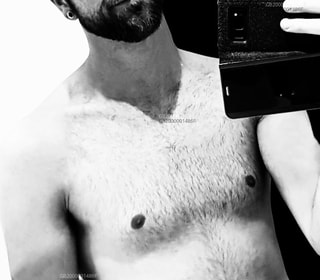 escort Christian Drake