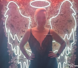 escort Julie