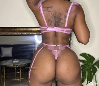 Escort Indira in United Kingdom , Birmingham - Europe
