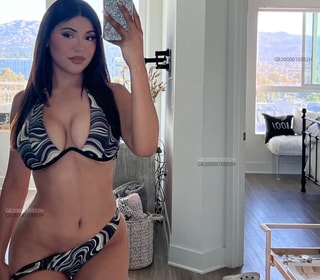 Escort Elena in France , Paris - Europe