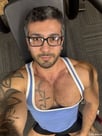 Acompanhante Phi Masseur - Cabeçalho
