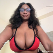 Escort Chloe in Leicestershire, United Kingdom - Europe