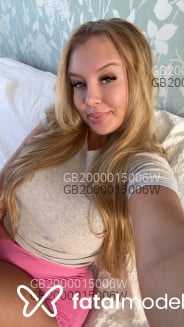 Escort Stella in Leeds, United Kingdom - Europe
